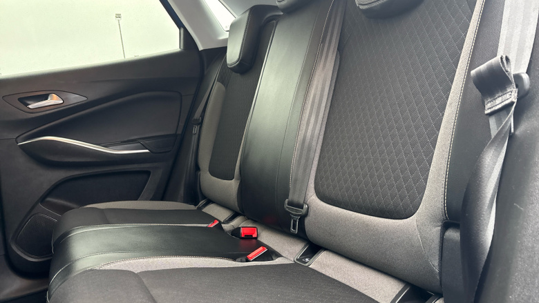 Vauxhall Grandland 1.2 Turbo GS Line 5dr Petrol Hatchback